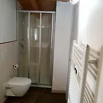 Apartment Dimora Rosso San Zeno - Wifi Veloce E Adatto Per Famiglie