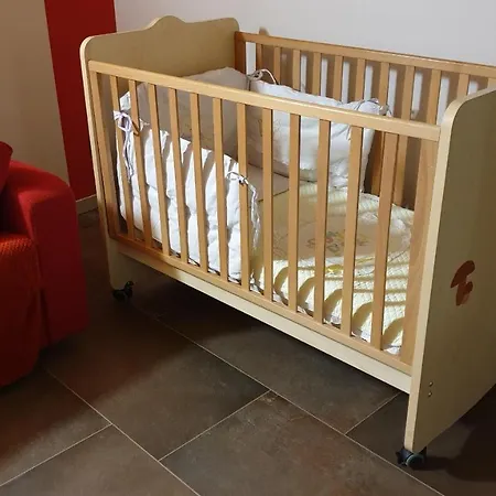 Lejlighed Dimora Rosso San Zeno - Wifi Veloce E Adatto Per Famiglie