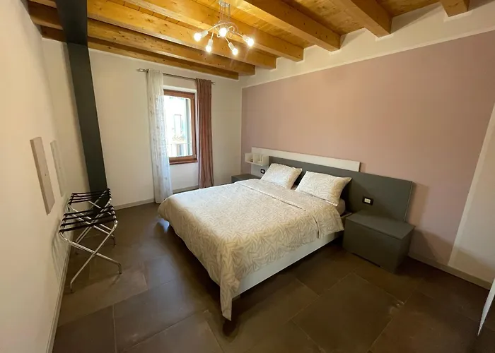 Dimora Rosso San Zeno - Wifi Veloce E Adatto Per Famiglie Appartement