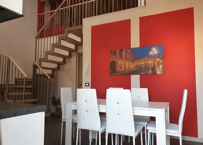 Dimora Rosso San Zeno - Wifi Veloce E Adatto Per Famiglie Appartement *