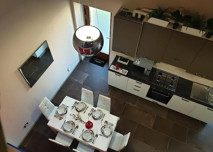 Dimora Rosso San Zeno - Wifi Veloce E Adatto Per Famiglie Appartement