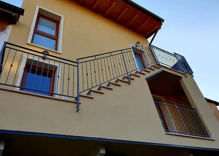 Dimora Rosso San Zeno - Wifi Veloce E Adatto Per Famiglie Appartement Verona