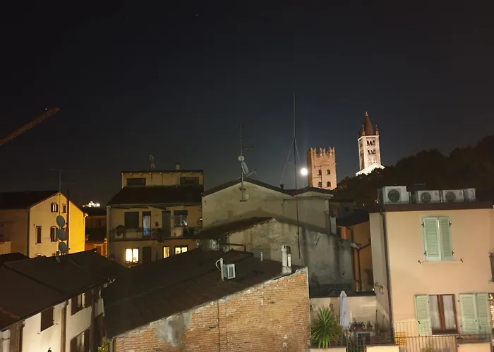 Dimora Rosso San Zeno - Wifi Veloce E Adatto Per Famiglie Werona